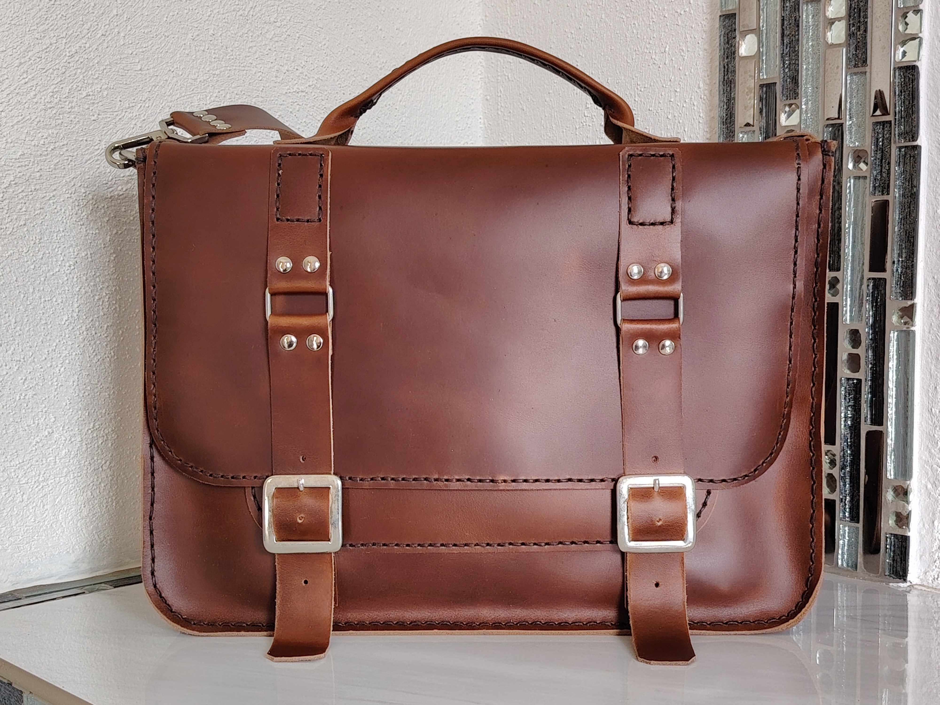 Fabricación y venta de productos de piel